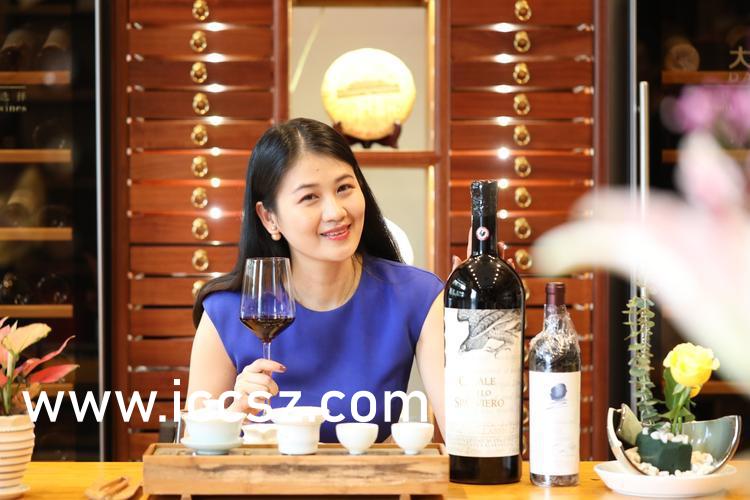 国内精品美女A∨在线播放:09-32-36-40-42-47L：30,探索国内精品美女A∨，在线播放的魅力与多样性