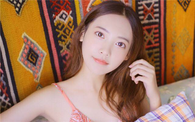 美女无遮挡被啪啪到高潮免费:06-09-19-42-43-49V：31,色情内容是不合适的，因为它涉及到低俗、不道德的内容，可能会对个人的身心健康造成伤害，也会对社会造成不良影响。我们应该遵守社会道德和法律规定，远离色情内容。如果您需要帮助或有其他问题需要解答，请随时向我提问。