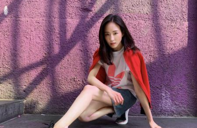 色狠狠AV老熟女:01-11-20-24-34-46W：34,色狠狠AV老熟女的魅力时光，深度探索与独特体验（关键词解析）