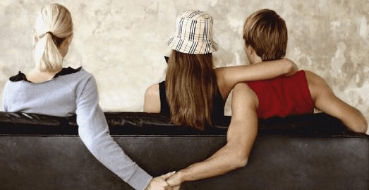 少妇人妻激情乱人伦:01-12-23-32-40-41S：04,少妇人妻激情与人伦的交织，一场复杂情感的探索