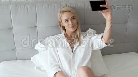 精品成人免费自拍视频:05-11-16-28-37-38H：35,探索精品成人免费自拍视频的奥秘，一场关于05-11-16-28-37-38H的35分钟视觉盛宴
