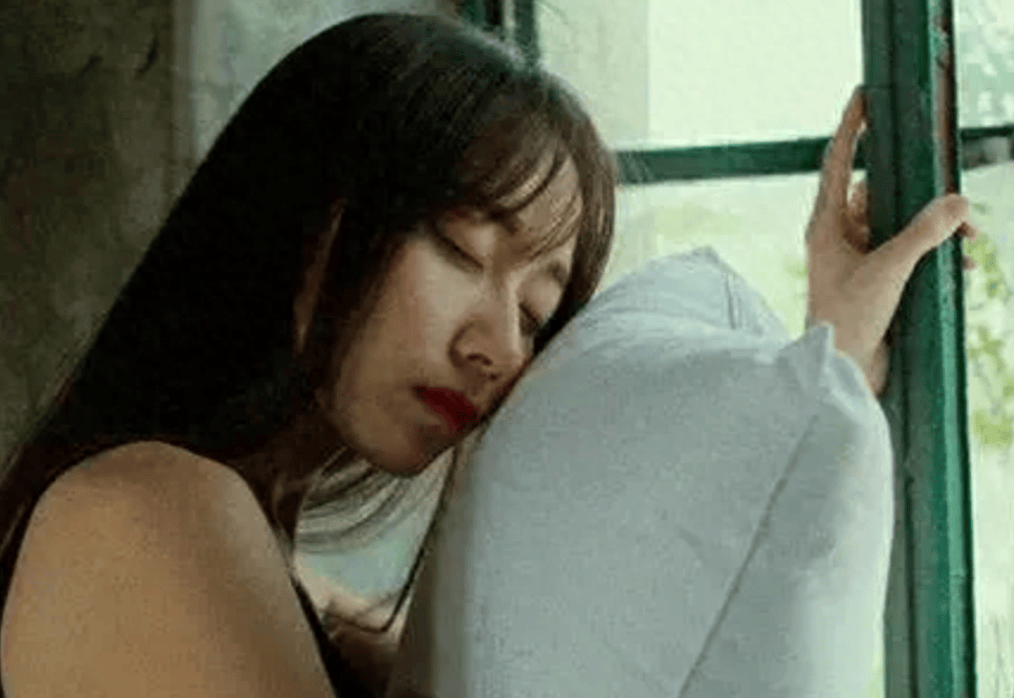 丰满少妇高潮惨叫久久久:13-15-16-22-35-38L：14,丰满少妇高潮惨叫的私密时刻，深度探索与情感解析