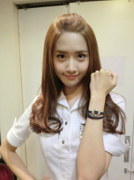 亚洲欧美日韩中文在线制服:14-26-27-34-40-44J：18,探索亚洲与欧美日韩的中文在线制服世界，尺寸14-26-27-34-40-44J与风格18的交融