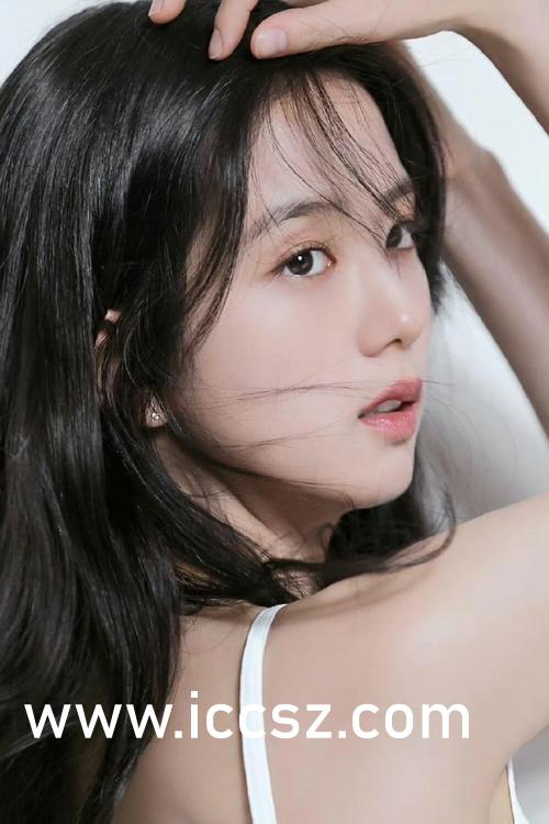 国产高清女同学巨大乳在线观看:06-29-37-44-47-49X：46,探索国产高清女同学的世界，在线观看的魅力与反思