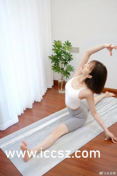 国产高清女同学巨大乳在线观看:06-29-37-44-47-49X：46,探索国产高清女同学的世界，在线观看的魅力与反思