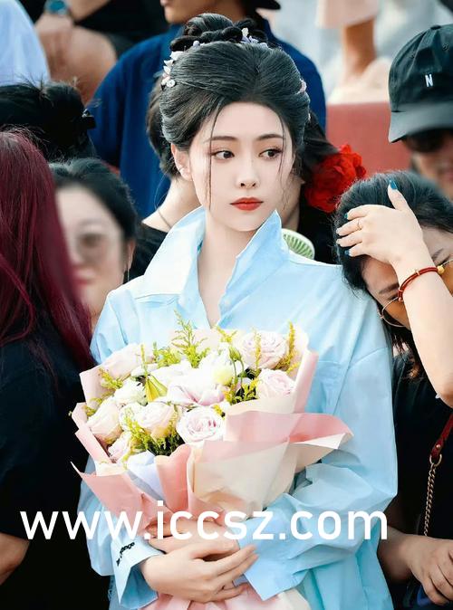 少妇饥渴XXHD麻豆XXHD骆驼:01-36-37-43-44-45J：45,少妇的隐秘渴求与独特体验