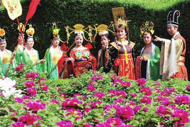 亚洲一卡2卡3卡4卡新区国色天香:11-14-18-19-21-40J：26,亚洲一卡系列的新区国色天香，探索数字时代的多元魅力