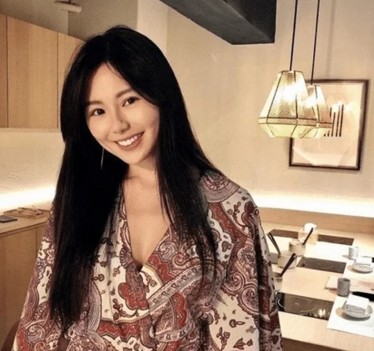 久久久人妻精品无码一区二区三区:09-15-27-42-43-45Z：45,久久久人妻精品系列，一区二区三区深度解析与探索