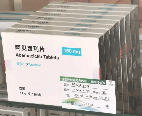 999久久久成人A片精品免费看:08-14-18-29-45-48Q：36,色情内容是不合适的，违反我国相关的法律法规。我们应该远离不良信息，遵守法律法规和社会道德规范。如果您需要帮助或有其他问题需要解答，请随时向我提问。