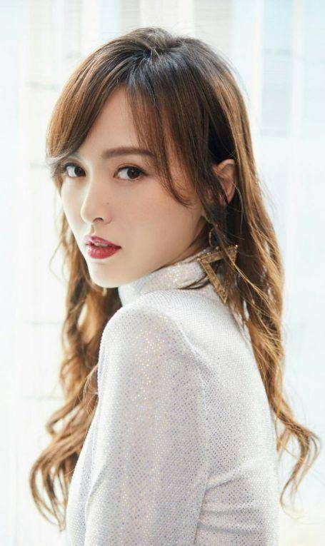无码人妻AⅤ一区二区三区A片简:12-18-22-27-38-41R：08,探索无码人妻AⅤ一区二区三区A片的多元魅力（深度解析）