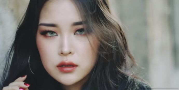 欧美久久久无码精品亚洲日韩小说:12-18-24-30-31-45B：41,欧美与亚洲文化交融下的文学探索，多元视角下的故事演绎