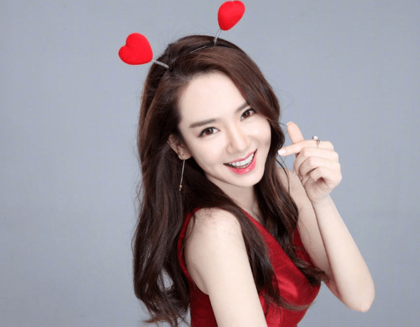 HEYZO高无码专区人妻被手指:03-08-09-28-33-49K：10,探索HEYZO高无码专区，人妻的神秘与手指的故事