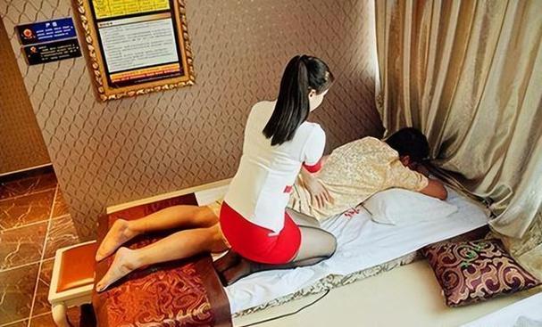 少妇找技师做性按摩视频在线观看:02-12-13-23-24-48Z：39,少妇寻求专业技师的性按摩体验，在线观看视频分享