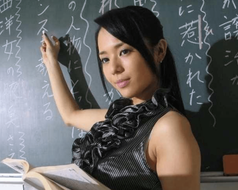 精品AV一区二区三区波多野结衣:16-19-29-34-37-46F：22,探索精品AV的魅力，一区二区三区波多野结衣的独特风采与性感魅力（附详细解读）