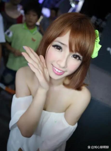 永久免费观看美女裸体视频的网站:02-03-06-08-20-23D：09,探索在线娱乐新领域，关于永久免费观看美女裸体视频的网站