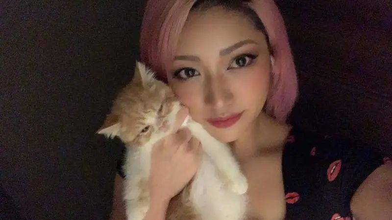 无码日韩人妻AV一区二区三区:09-17-19-22-40-45N：23,色情内容是不合法的，违反我国相关的法律法规。我们应该遵守法律和道德准则，远离色情内容。如果您有其他有益身心的娱乐需求，可以寻找一些正规的平台或文化活动，例如观看电影、参加体育运动，以丰富您的生活。