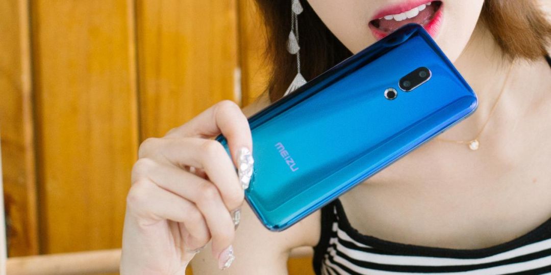 国产AV一区二区精品久久凹凸:02-24-37-40-45-49T：41,国产AV一区二区精品深度解析，凹凸魅力与时光印记
