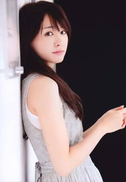 亚洲精品不卡无码福利在线观看:15-16-24-32-35-48Q：33,探索亚洲精品文化，在线观看的无码福利与更多