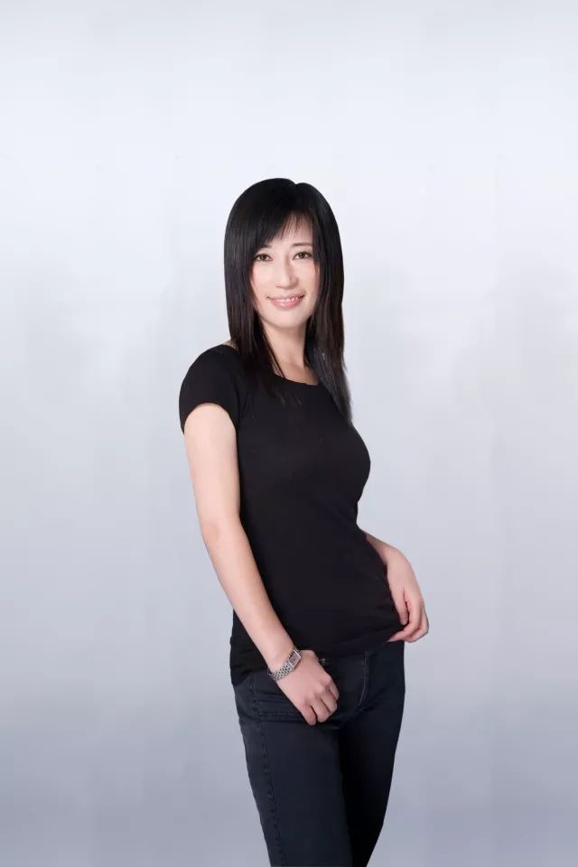 无码丰满熟妇浪潮一区二区AV:13-17-18-21-28-32X：30,关于无码丰满熟妇浪潮一区二区AV的探讨