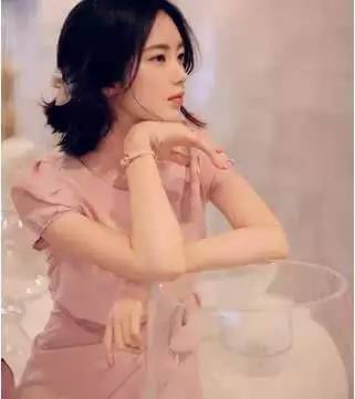国产美熟女乱又伦AV果冻传媒:05-07-21-38-40-43X：10,国产美熟女乱又伦，果冻传媒的独特视角与深度探索